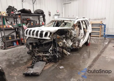 2017 Jeep Cherokee Overland 4X4 из США, поврежденный, VIN 1C4PJMJS3HW604881